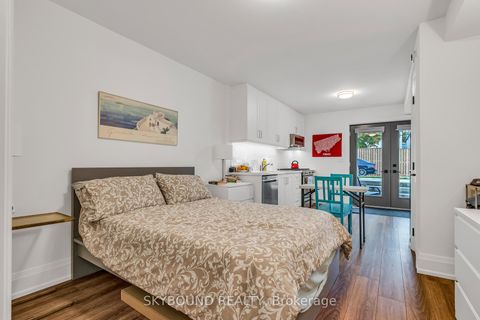 Photo 34 at 323 Mortimer Avenue, East York, Toronto