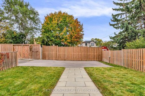 Photo 37 at 323 Mortimer Avenue, East York, Toronto