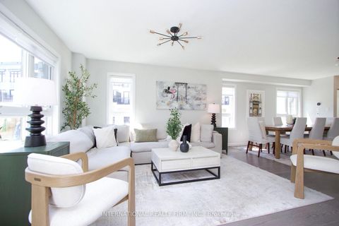 Photo 7 at 33 - 11 Caspian Square, Bowmanville, Clarington