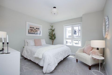 Photo 25 at 33 - 11 Caspian Square, Bowmanville, Clarington