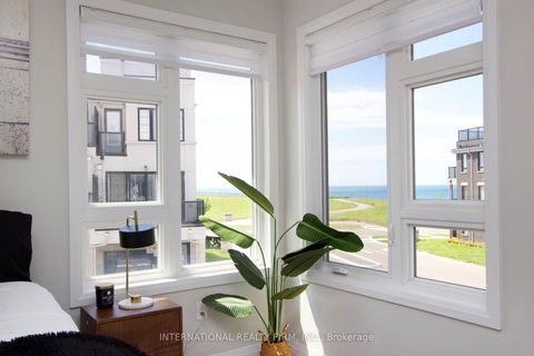 Photo 27 at 33 - 11 Caspian Square, Bowmanville, Clarington