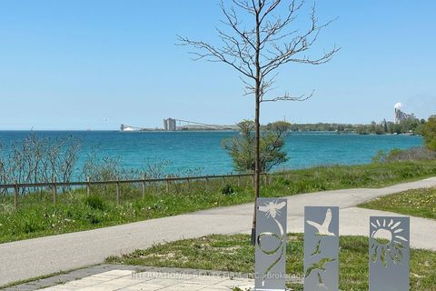 Photo 35 at 33 - 11 Caspian Square, Bowmanville, Clarington