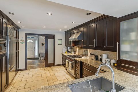Photo 7 at 181 Bayview Heights Drive, Leaside, Toronto