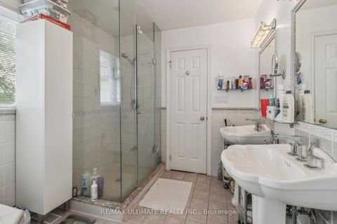 Photo 25 at 181 Bayview Heights Drive, Leaside, Toronto