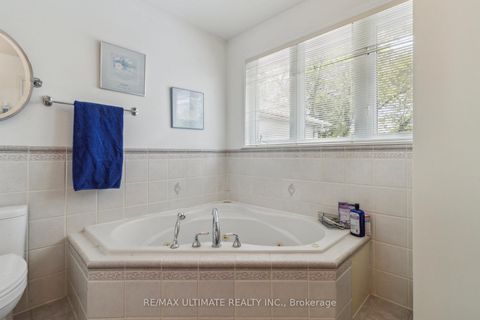 Photo 26 at 181 Bayview Heights Drive, Leaside, Toronto