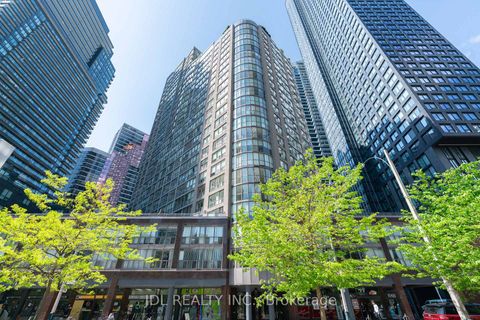 Photo 2 at 407 - 24 Wellesley Street W, Bay Street Corridor, Toronto