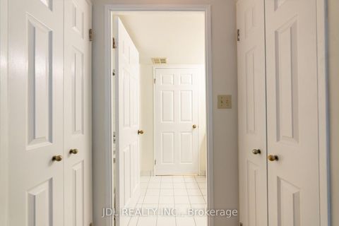 Photo 34 at 407 - 24 Wellesley Street W, Bay Street Corridor, Toronto