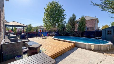 Photo 9 at 2 Irene Drive, Painswick South, Barrie