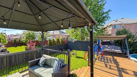 Photo 11 at 2 Irene Drive, Painswick South, Barrie