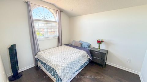Photo 42 at 2 Irene Drive, Painswick South, Barrie