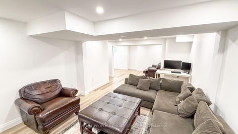 Photo 49 at 2 Irene Drive, Painswick South, Barrie