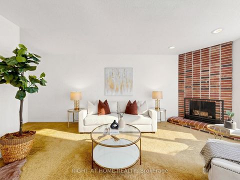 Photo 5 at 14 - 20 Budgell Terrace, Swansea, Toronto