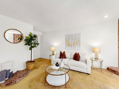 Photo 6 at 14 - 20 Budgell Terrace, Swansea, Toronto