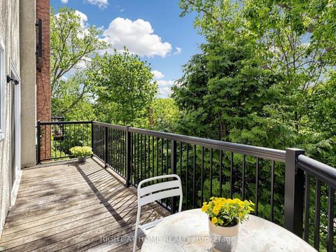 Photo 13 at 14 - 20 Budgell Terrace, Swansea, Toronto