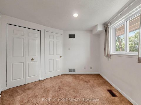 Photo 30 at 14 - 20 Budgell Terrace, Swansea, Toronto