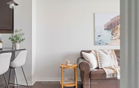 Photo 9 at 303 - 3563 Lake Shore Boulevard W, Long Branch, Toronto