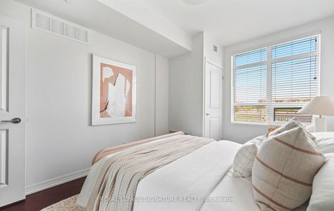 Photo 29 at 303 - 3563 Lake Shore Boulevard W, Long Branch, Toronto
