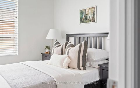 Photo 31 at 303 - 3563 Lake Shore Boulevard W, Long Branch, Toronto