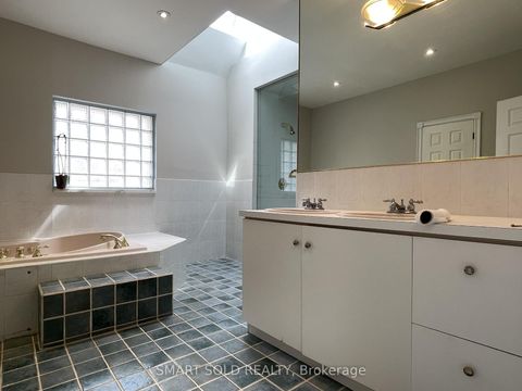 Photo 12 at 42 Amelia Street, South St. James Town, Toronto