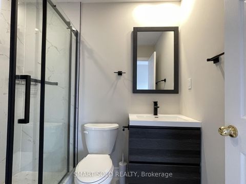 Photo 16 at 42 Amelia Street, South St. James Town, Toronto