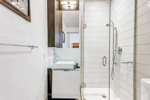 Photo 11 at 922 - 20 John Street, Waterfront Communities C1, Toronto