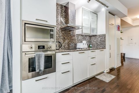 Photo 14 at 2804 - 14 York Street, Waterfront Communities C1, Toronto