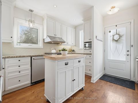 Photo 2 at 205 Prince Edward Drive S, Queensway, Toronto