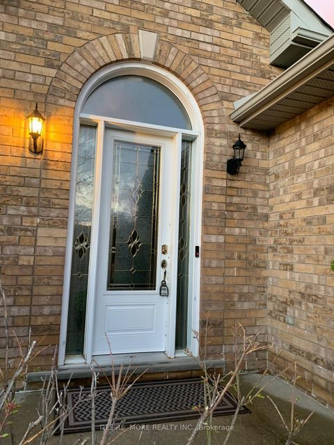 Photo 2 at 1200 Gina Street, Alcona, Innisfil