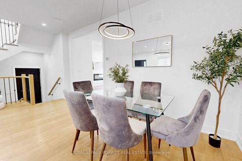Photo 6 at 94 Edgecroft Road, Queensway, Toronto