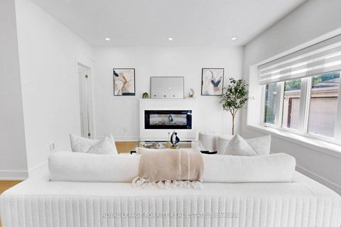 Photo 12 at 94 Edgecroft Road, Queensway, Toronto