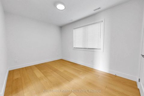 Photo 25 at 94 Edgecroft Road, Queensway, Toronto