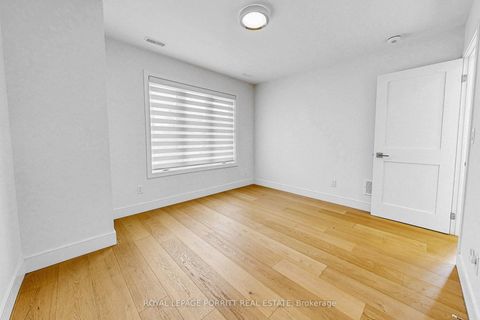 Photo 29 at 94 Edgecroft Road, Queensway, Toronto