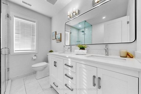 Photo 33 at 94 Edgecroft Road, Queensway, Toronto