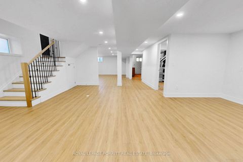 Photo 37 at 94 Edgecroft Road, Queensway, Toronto