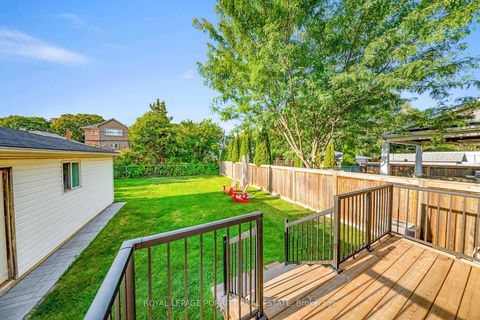 Photo 44 at 94 Edgecroft Road, Queensway, Toronto