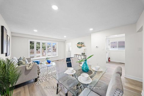 Photo 9 at 66 Avening Drive, Clairville, Toronto