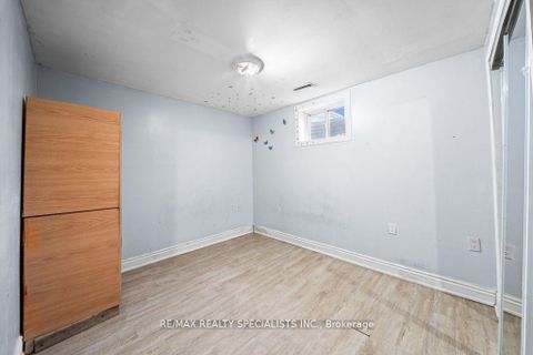 Photo 24 at 66 Avening Drive, Clairville, Toronto