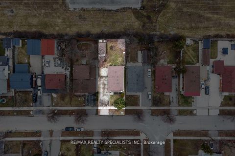 Photo 29 at 66 Avening Drive, Clairville, Toronto