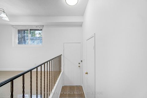 Photo 8 at 109 - 1280 Bridletowne Circle, L'Amoreaux, Toronto