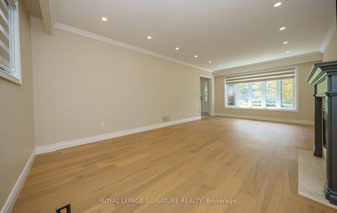 Photo 7 at 44 Roydawn Crescent, Centennial Scarborough, Toronto