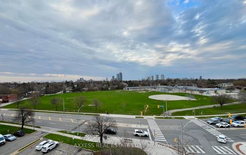 Photo 12 at 619 - 10 Gibbs Road, City Centre West, Toronto