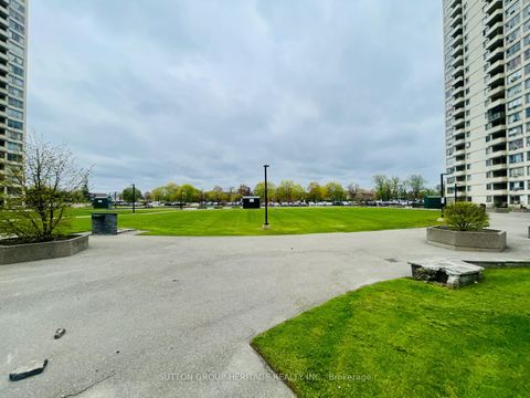 Photo 5 at 1613 - 320 Dixon Parkway, The Westway, Toronto