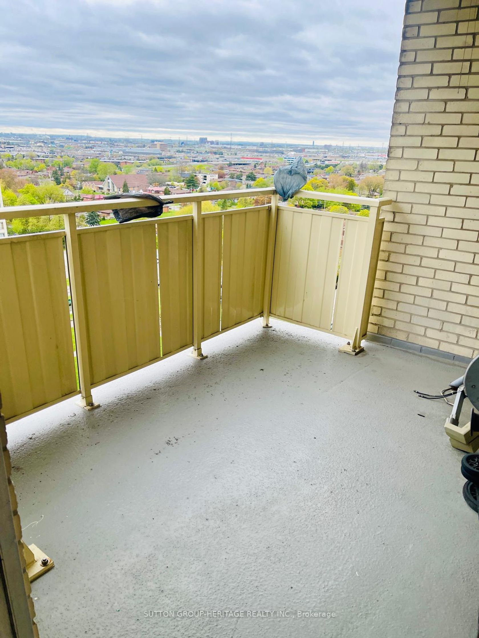 1613 - 320 Dixon Parkway, The Westway, Toronto 