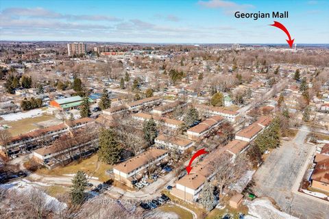 Photo 2 at B11 - 63 Ferris Lane, Cundles East, Barrie