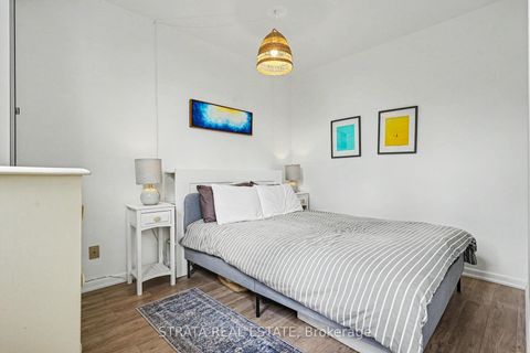 Photo 10 at 406 - 300 Coxwell Avenue, Coxwell, Toronto