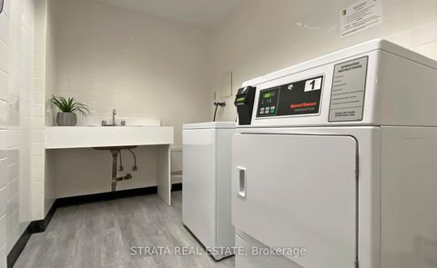 Photo 18 at 406 - 300 Coxwell Avenue, Coxwell, Toronto