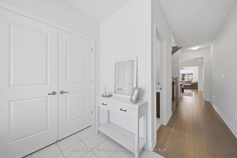 Photo 2 at 66 Prunella Crescent, Holland Landing, East Gwillimbury