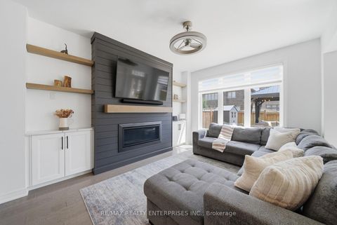 Photo 7 at 66 Prunella Crescent, Holland Landing, East Gwillimbury