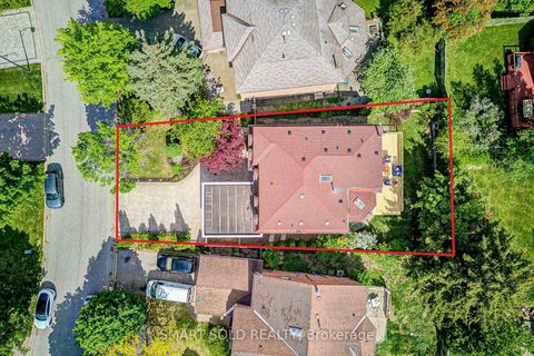 Photo 1 at 41 Carnforth Drive, Unionville, Markham