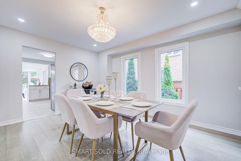 Photo 11 at 41 Carnforth Drive, Unionville, Markham